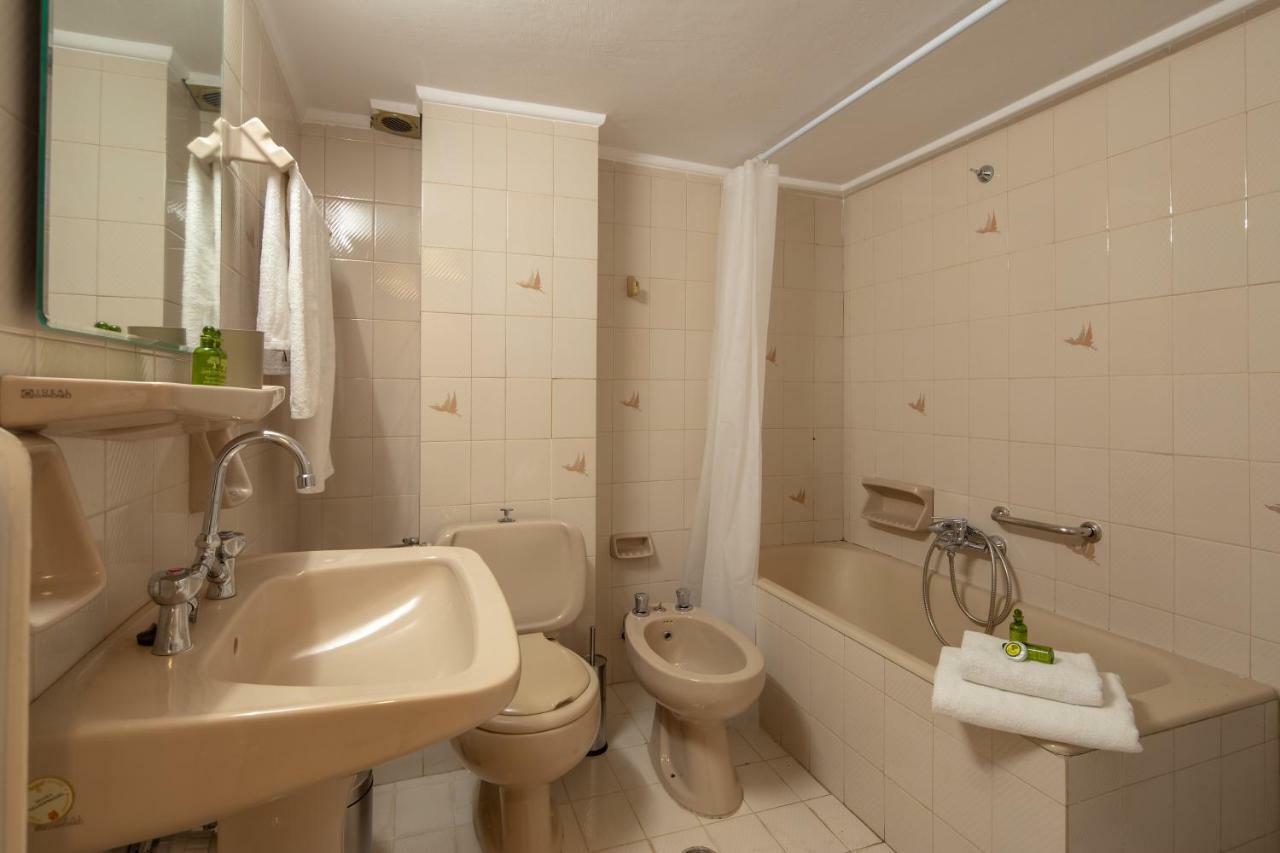 Kleio - Spacious Apartment In Glyfada Athen Exterior foto